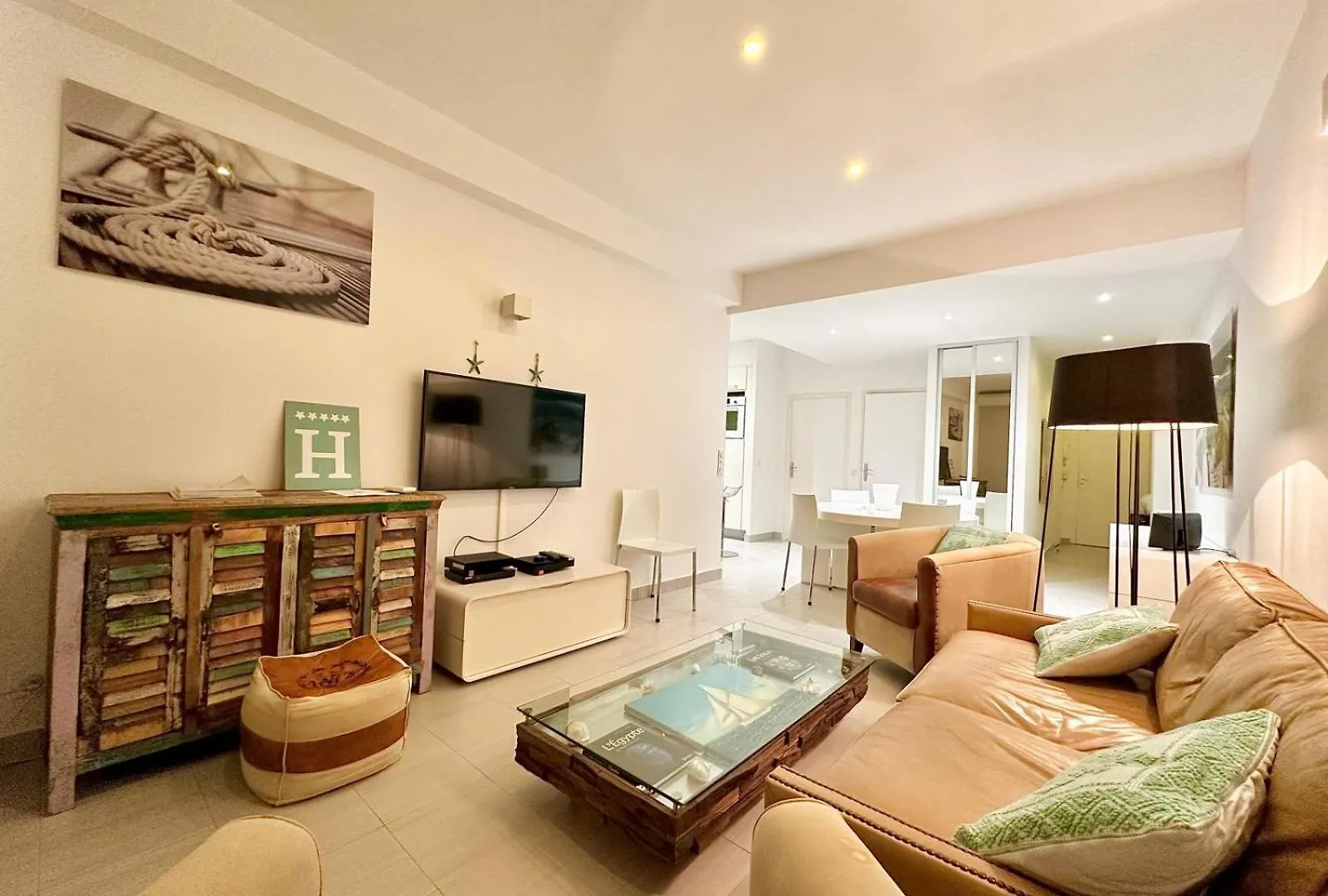 Apartment 2 Bedroom Sea View Gallia Centre Cannes Parking