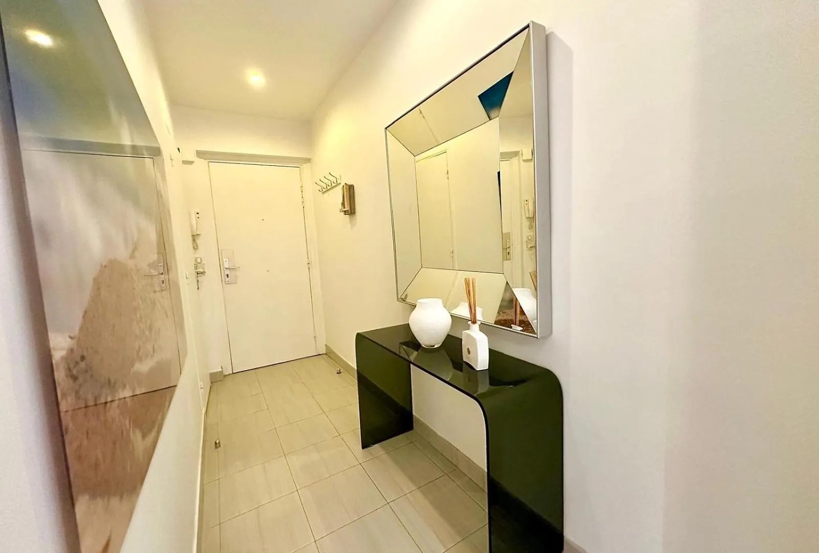 2 Bedroom Sea View Gallia Centre Cannes Parking 0*,  France