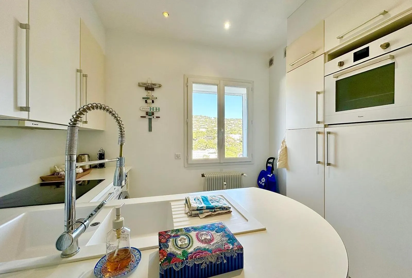 Apartment 2 Bedroom Sea View Gallia Centre Cannes Parking