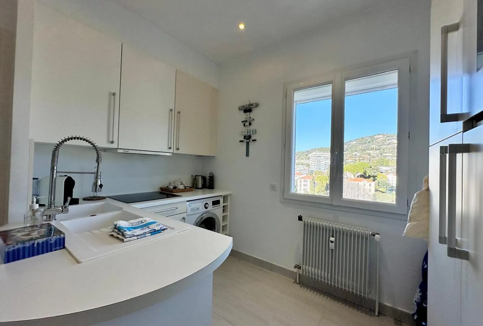 2 Bedroom Sea View Gallia Centre Cannes Parking