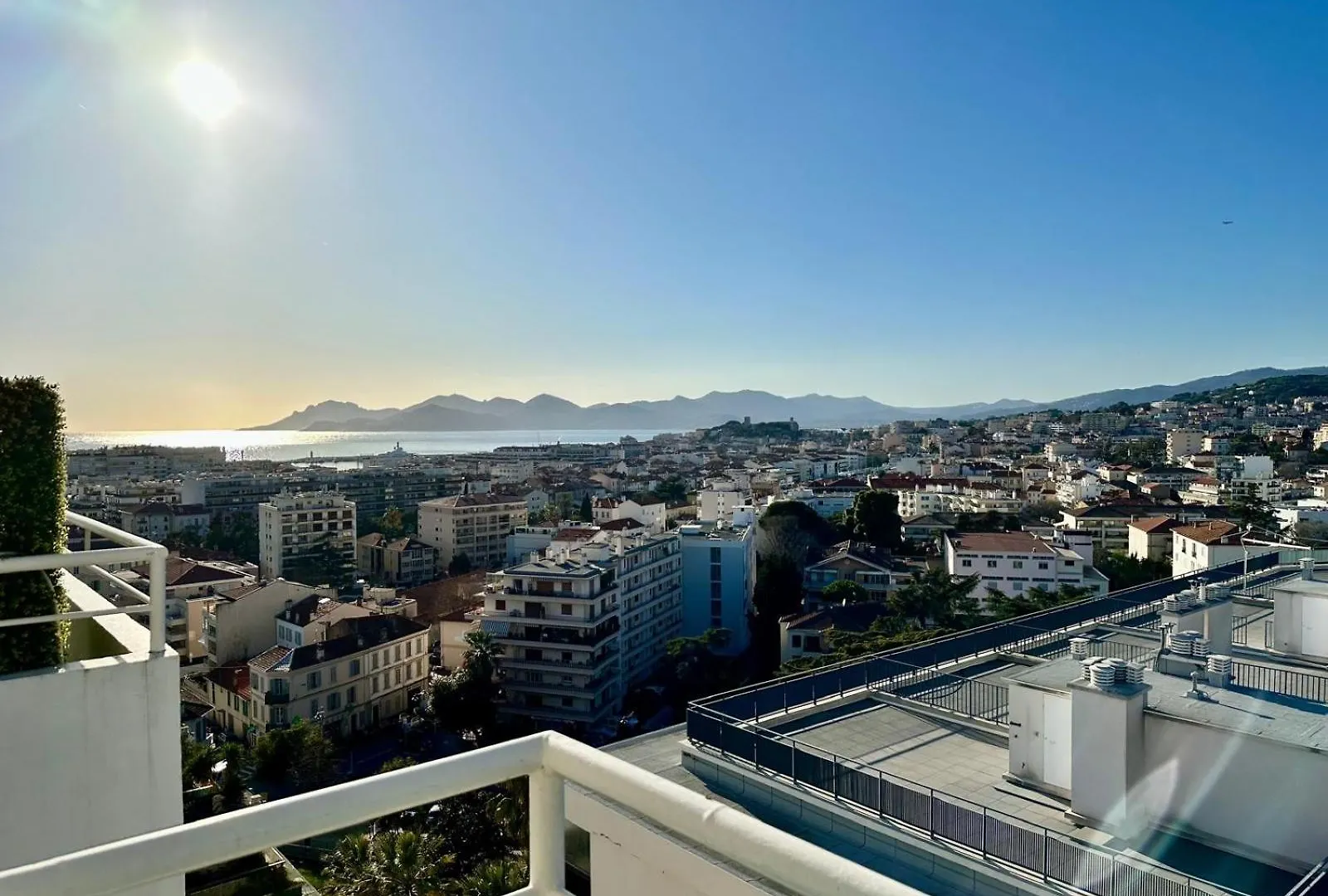 2 Bedroom Sea View Gallia Centre Cannes Parking