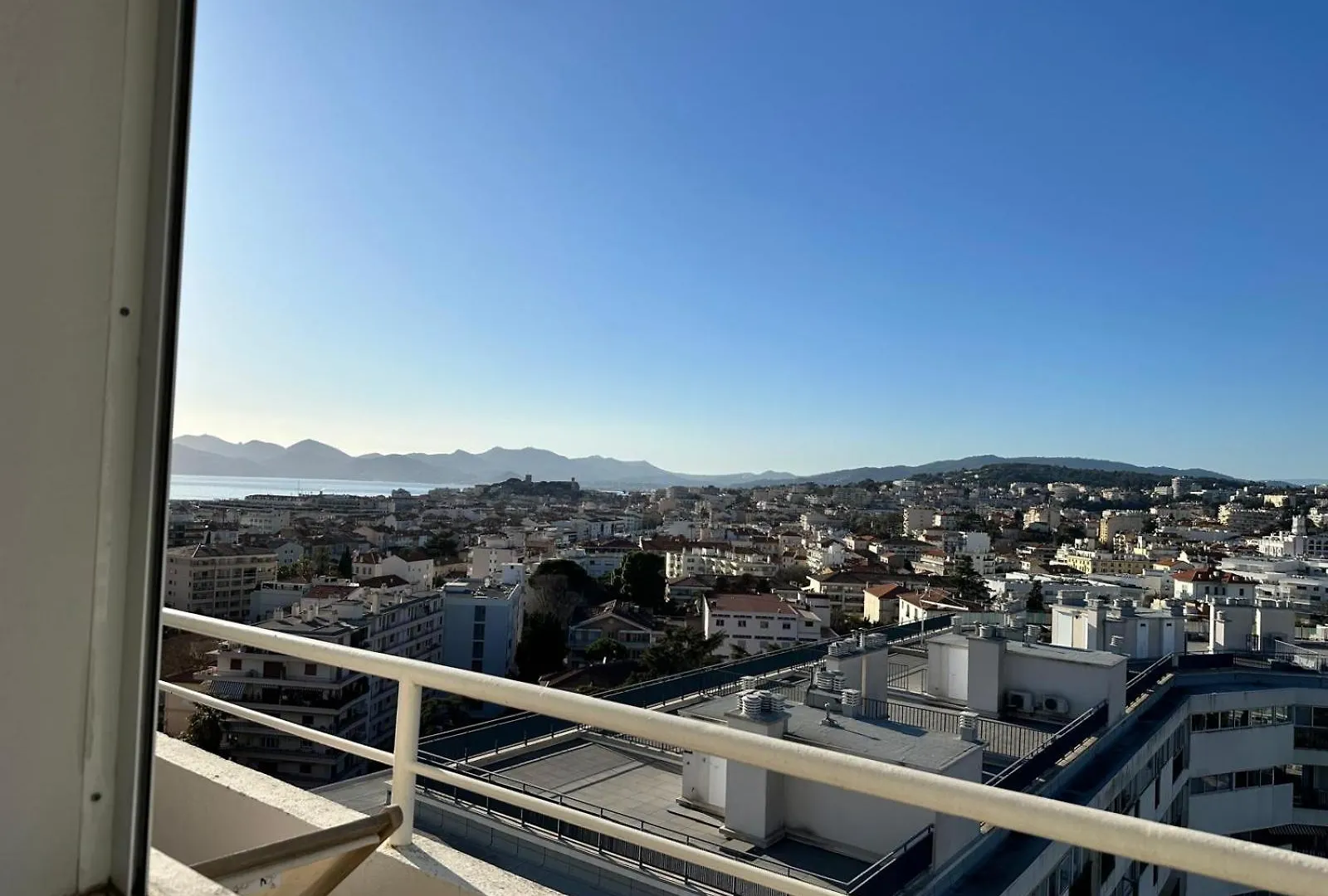2 Bedroom Sea View Gallia Centre Cannes Parking